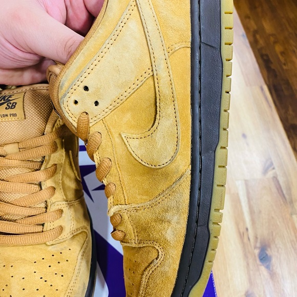 USED Nike SB Dunk Low Wheat - Picture 4 of 14